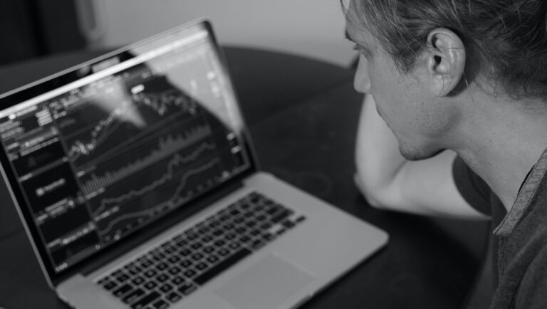 Bonos y S&P 500: Una Combinación Ganadora