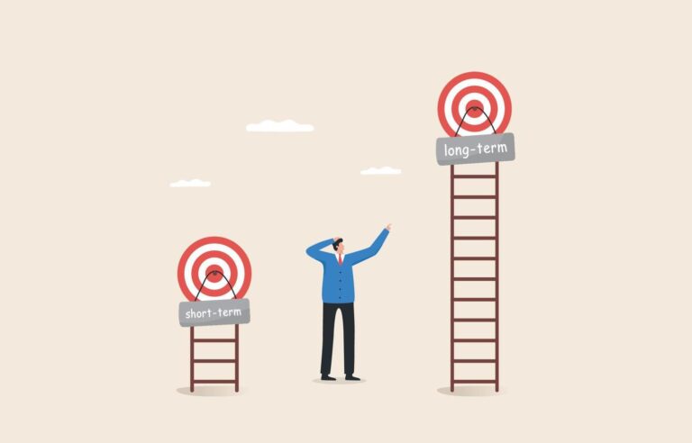 ¿Largo o Corto Plazo? Elige la Mejor Estrategia